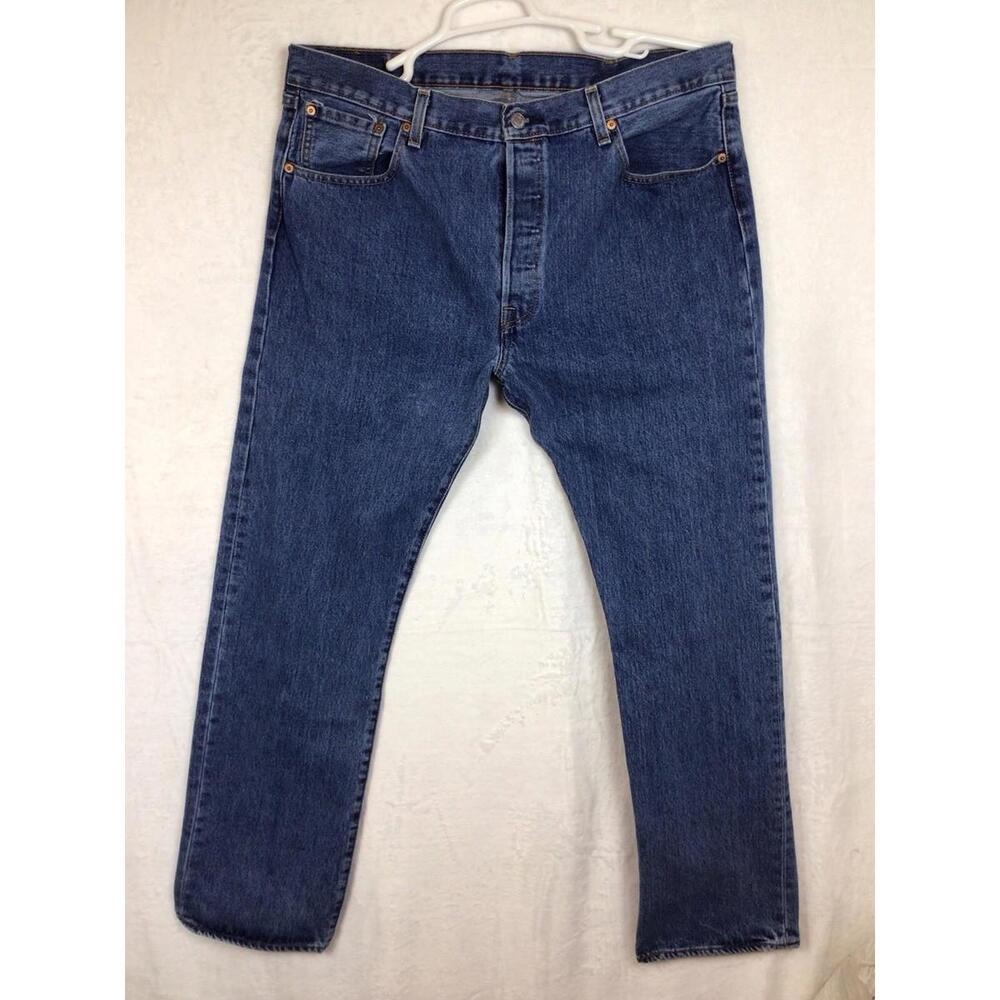 Levi’s 501 Jeans Mens 38x32 Button Fly Straight Leg Classic Blue Denim